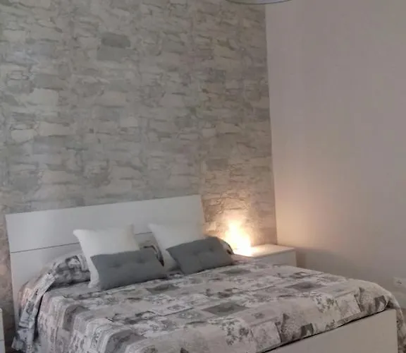 Be Bright Leoncino דירה